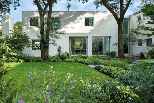 Project by Dirk Denison Architects